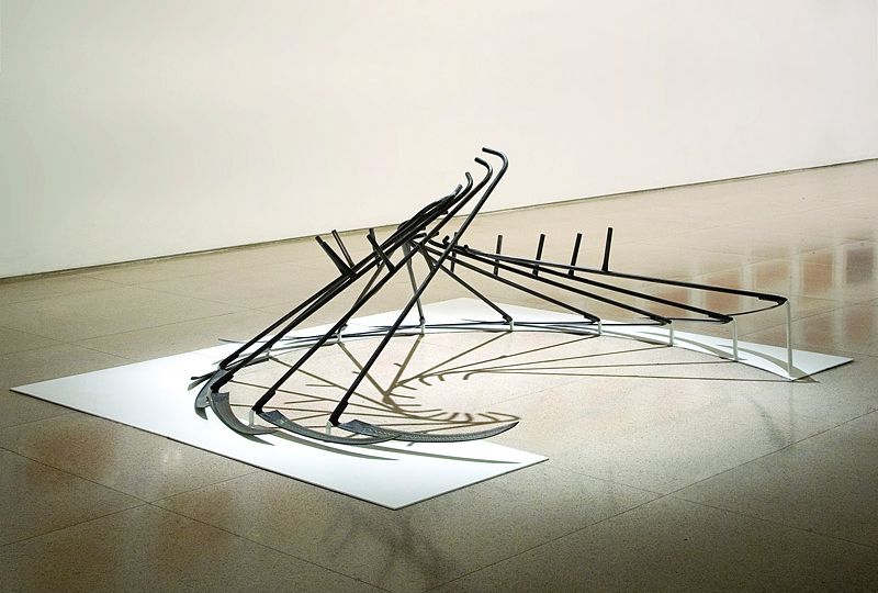 11879 - Minimal Actions, Juxtaposed: Efrat Natan and her Proximity