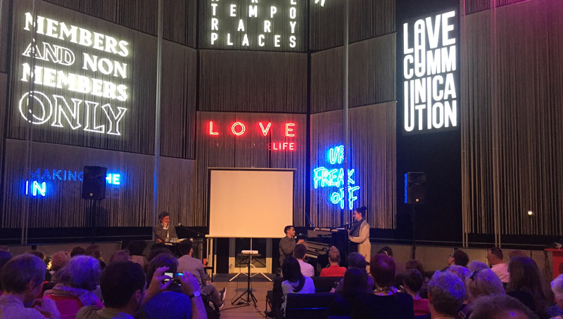 12011 - Let´s fall in love again - Opening der Langen Nacht der Demokratie