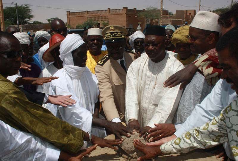 12026 - Islam und Christentum: Religion und Staat in Afrika