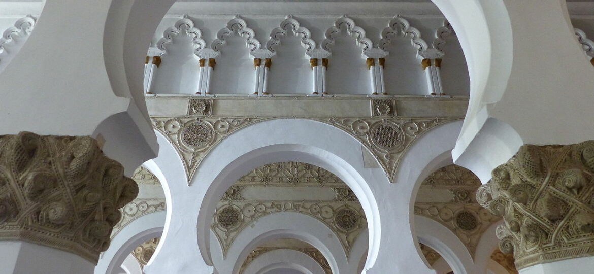 36 Jüdischer Islam santa_maria_la_blanca_arcos_ordenados_toledo_espancc83a_2015