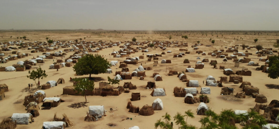 (2) Flüchtlingslager in der Sahelzone - zu den Krisen und Kriegen kommen jetzt Extremtemperaturen und Dürren