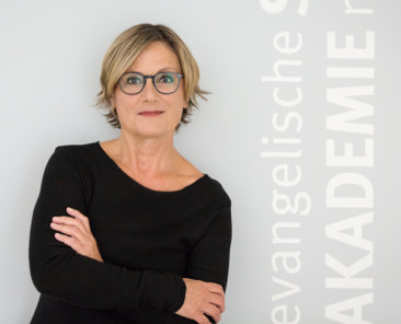 Jutta Höcht-Stöhr Porträt_71A3124-Edit