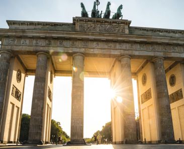 20250227_Tausend-Aufbrüche_Simon-Vollformat-auf-Unsplash_B